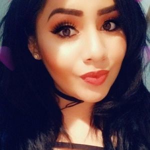 Meet your Posher, Perla